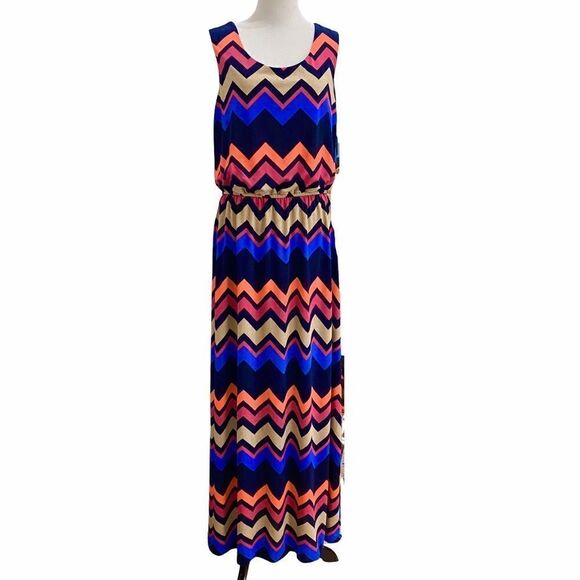 J for Justify Chevron Print Sleeveless Maxi Dress - Picture 1 of 8